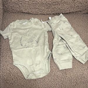 Carter's Bodysuit & Pant Set 9 Months